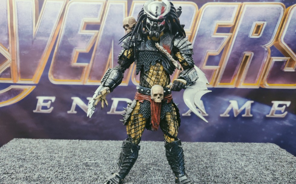 爱游戏下载-关于“铁血战士”——车手面对困难与挑战的奋战瞬间的信息