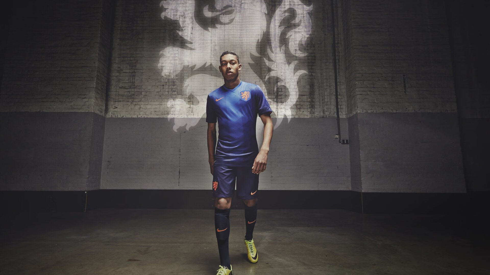 “豪车飙速：性能与速度的完美爆发”，豪车速度排名前100名