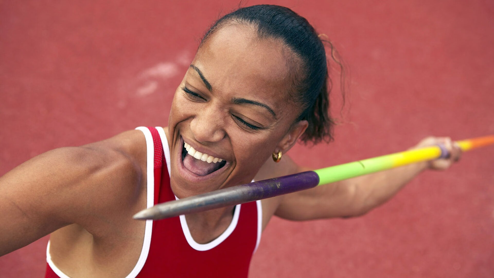 爱游戏官网-波兰中锋状态神秘，备战英格兰大战，波兰中场球员